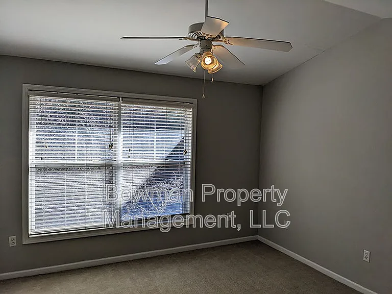 660 Barnett Shoals Rd #123 — Photo 18