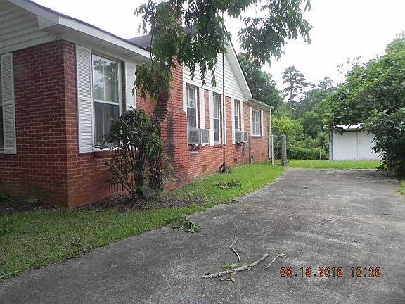 3rd image of 25 Beechwood Dr