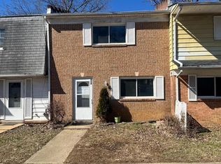 926 Anvil Rd, Fredericksburg, VA 22405