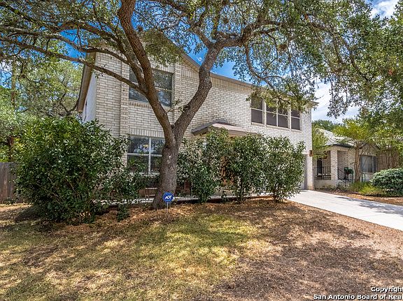 4th image of 15758 Lomita Springs Dr