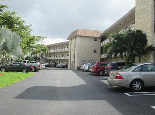 5002 NW 35th St APT 102, Lauderdale Lakes, FL 33319