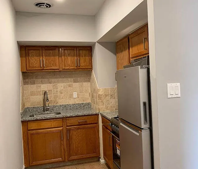 406 W Walnut Ln #2B — Photo 7