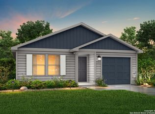 110 Sutton Pl, Uvalde, TX 78801