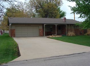 7104 N Madison St, Hutchinson, KS 67502