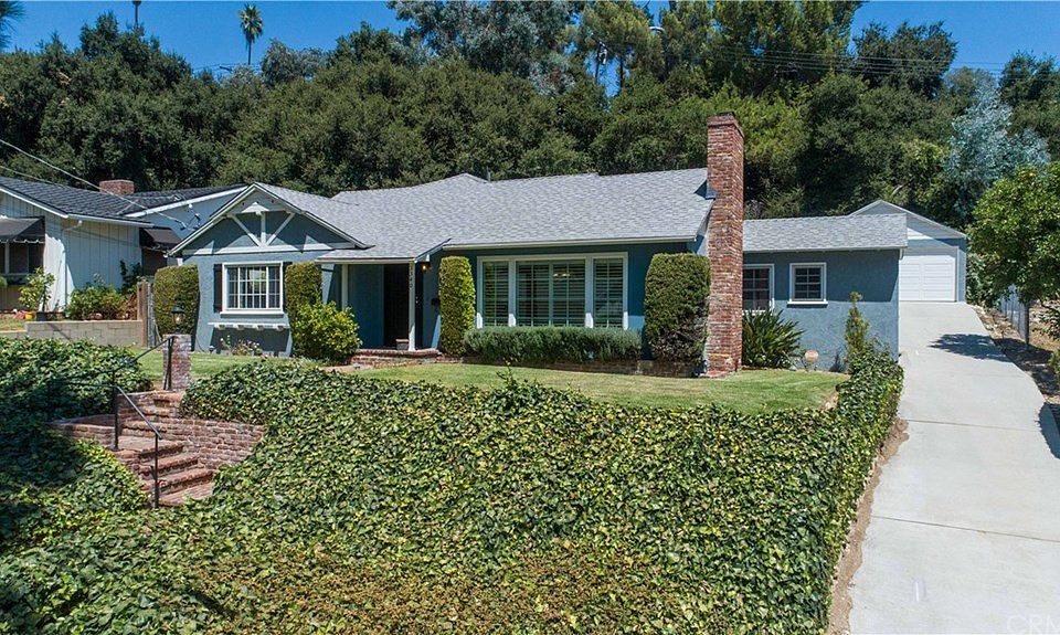 1st image of 3340 Florecita Dr