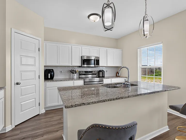195 Deerfield Dr NE — Photo 12
