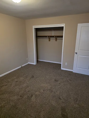 2568 Westwood Northern Blvd #3 Photo 1