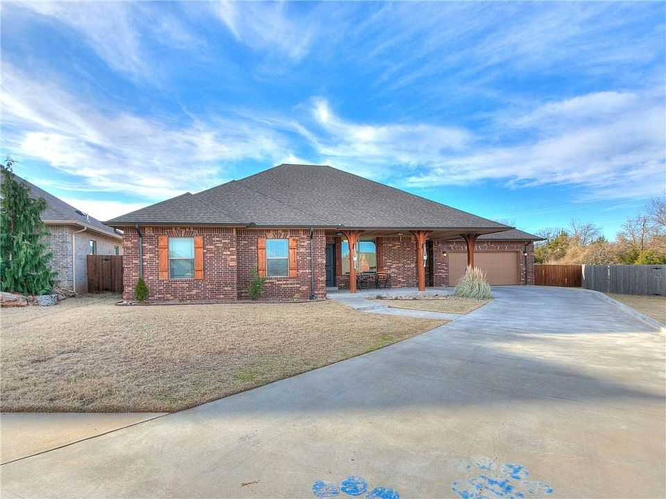 1st image of 20526 Pioneer Dr
