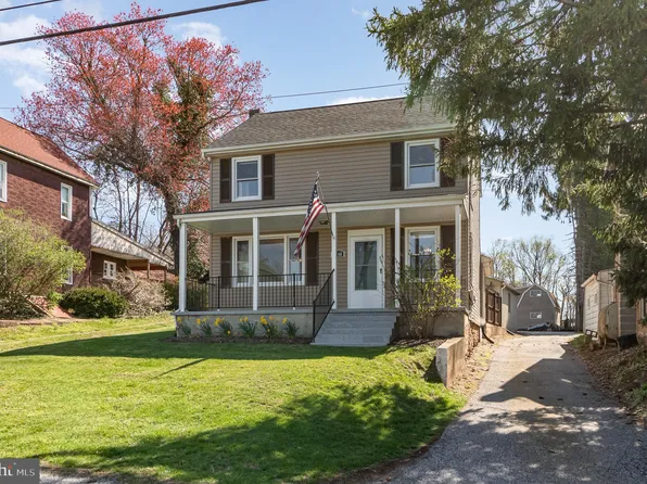 1740 York Rd, Dover, PA 17315