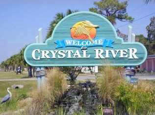 524 N Venturi Ave, Crystal River, FL 34429