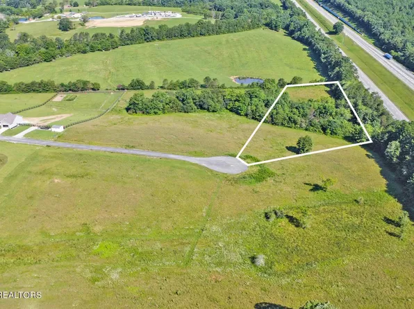 38 Estate Ln, Crossville, TN 38555