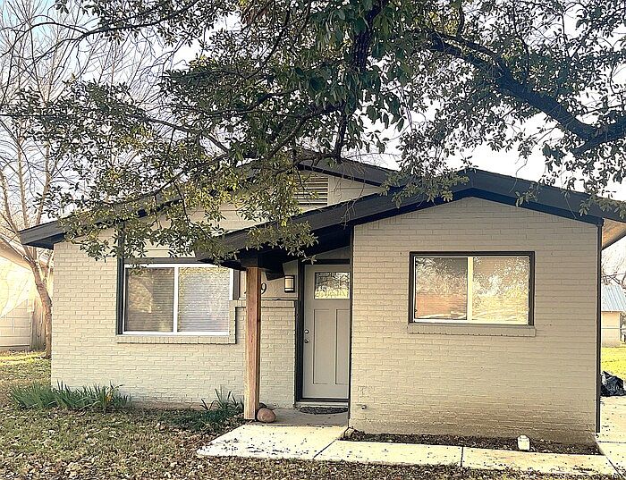 1st image of 209 W Jessup St