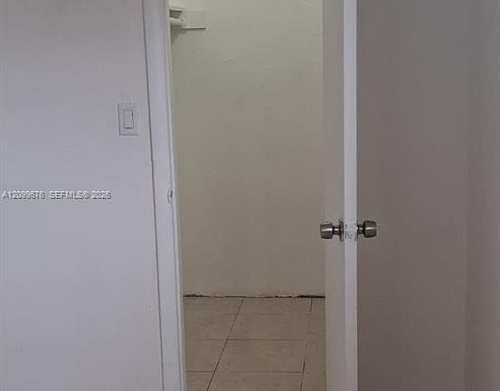3rd image of 2332 Fillmore St #1