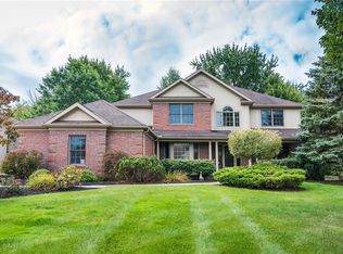 415 Nob Hill Oval, Orange, OH 44022