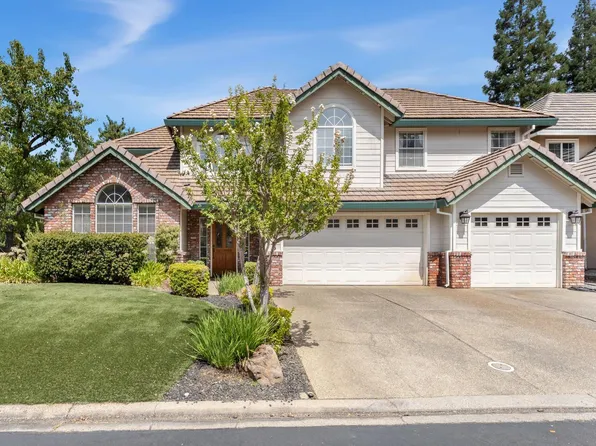 2213 Banbury Cir, Roseville, CA 95661