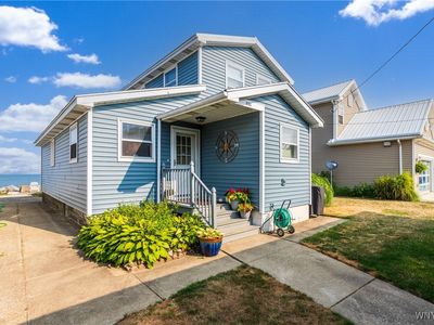 241 S Shore Dr, Buffalo, NY, 14219