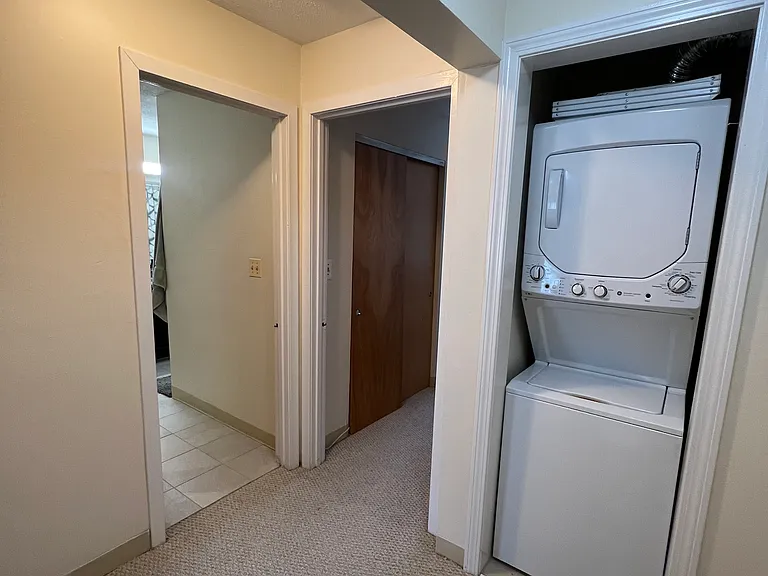 158 N Beacon St — Photo 17