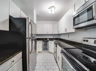 1 Greene St #M9, Jersey City, NJ 07302