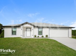 5402 Anita Ave N, Lehigh Acres, FL 33971