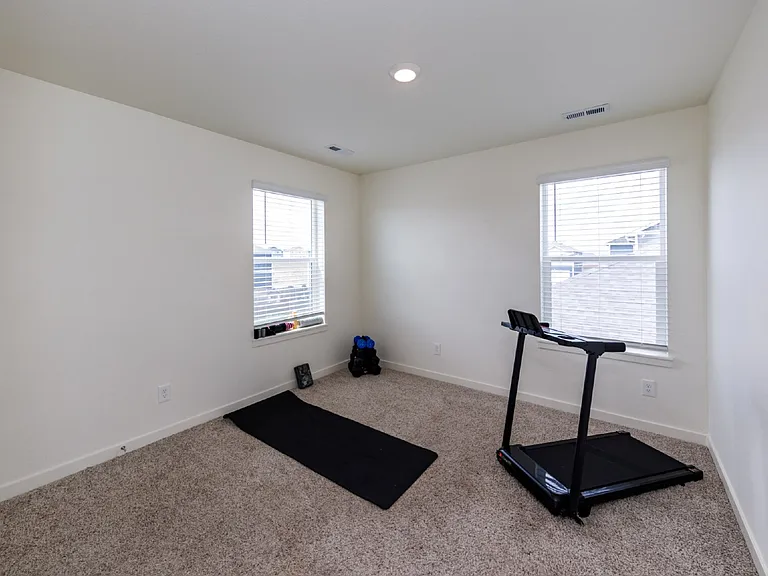 10213 Castor Dr — Photo 41