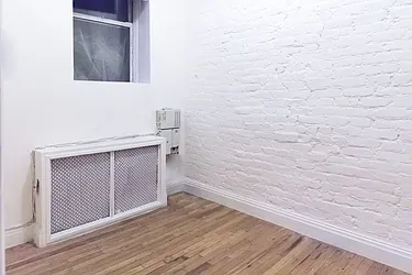 Rented by Kahen Properties