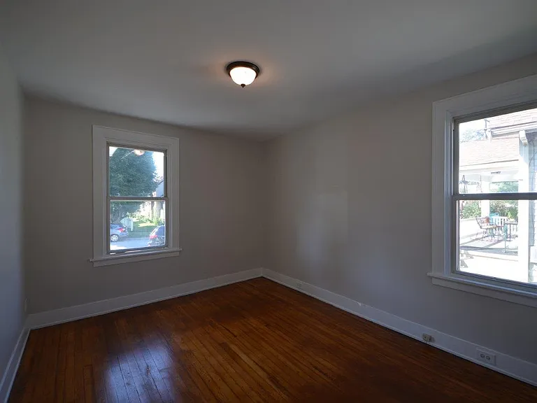 5804 Hawthorne Ave — Photo 12