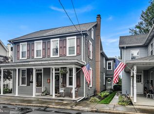 122 E Lincoln Ave, Lancaster, PA 17543