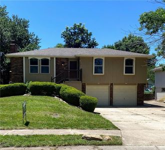 3000 Iva Dr, Independence, MO, 64057