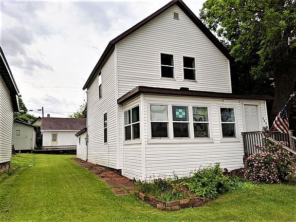 2nd image of 263 4th Ave N #N