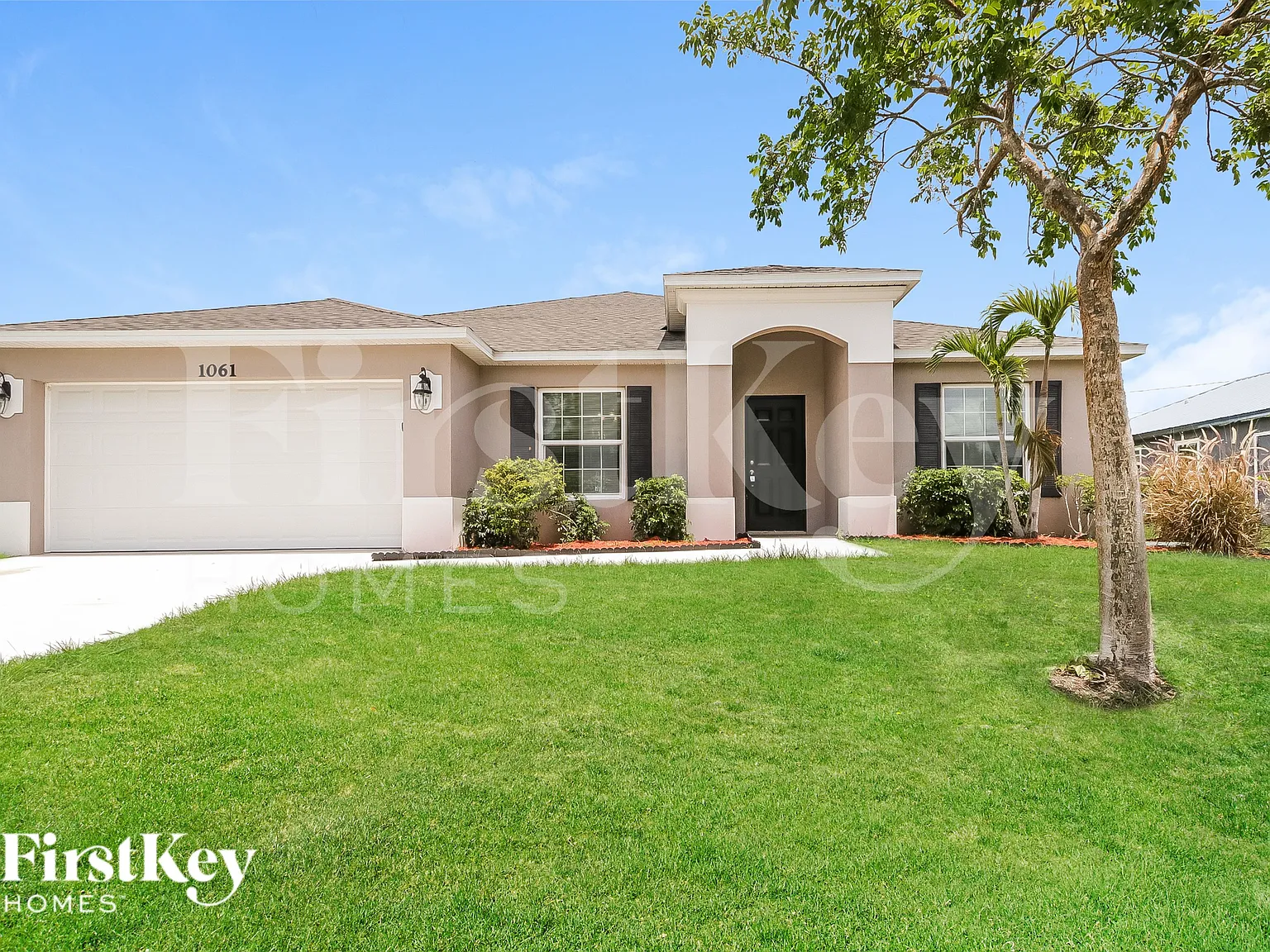 4 bed, 2.0 bath, 2138 sqft, $2,860 — Photo 1