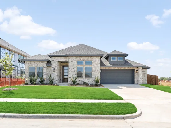 232 Fireberry Dr, Glenn Heights, TX 75154