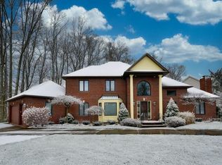 3740 Tamarisk Dr, Akron, OH