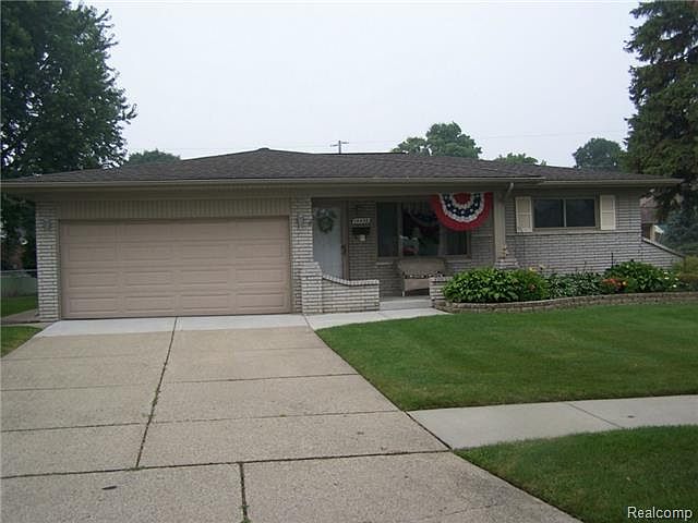 1st image of 14458 Royal Dr