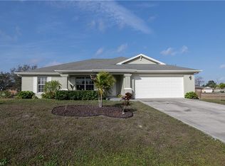 2824 NE 7th Pl, Cape Coral, FL 33909