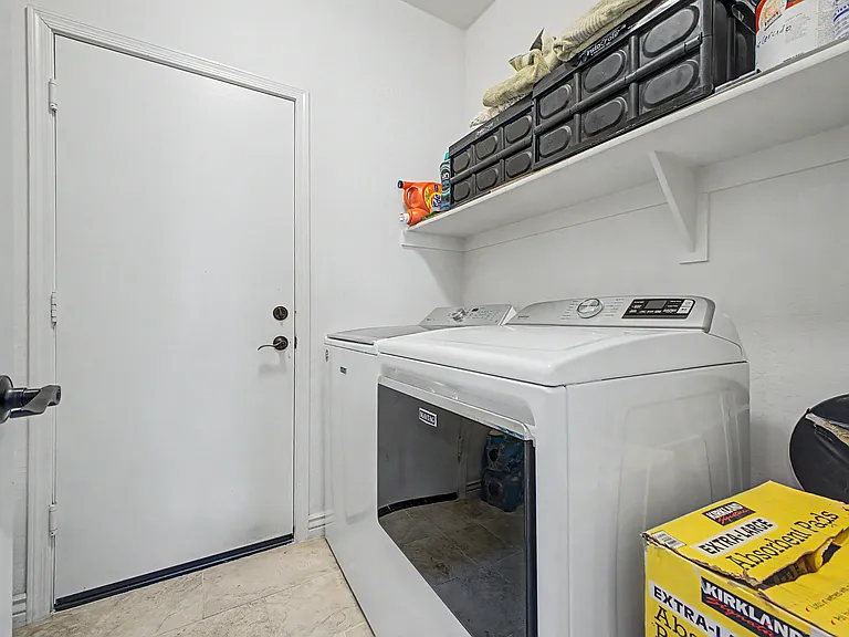12867 W Segovia Dr — Photo 27