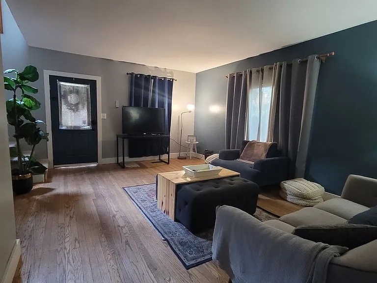 3428 Lafayette Ave — Photo 2