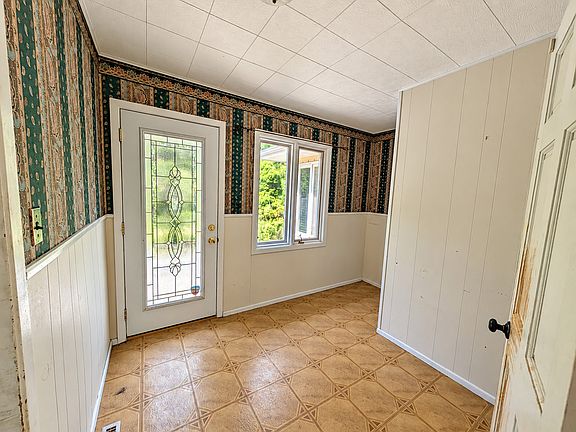 3rd image of 20525 Ridgeview Ln