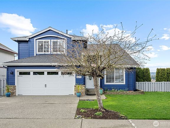 4th image of 8612 76th Avenue NE