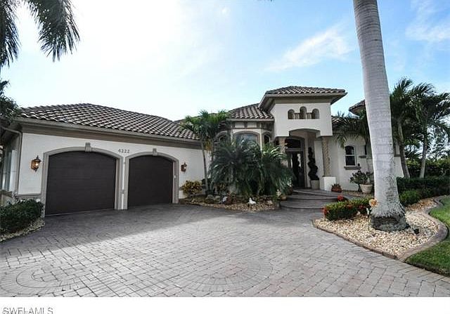 1st image of 4222 SW 23rd Pl