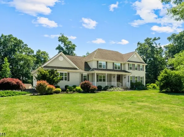 3 Culture Ct, West Amwell Twp., NJ 08530