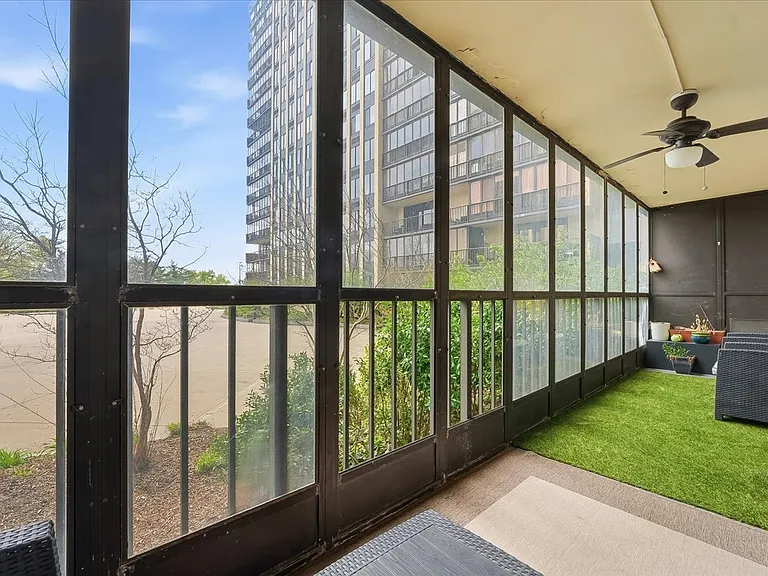 300 Winston Dr #L5 — Photo 27