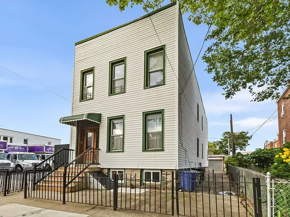 6353 60th Pl, Ridgewood, NY 11385