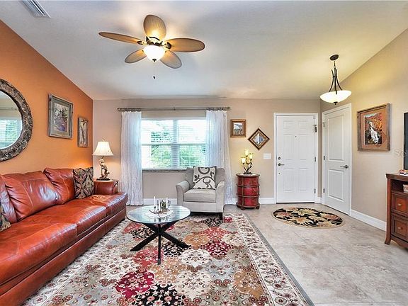 5th image of 2769 Woodward Ave