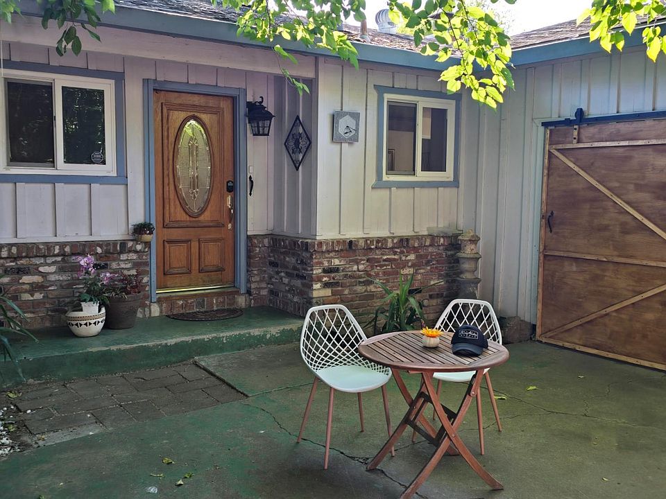 1st image of 1315 Aspen Pl