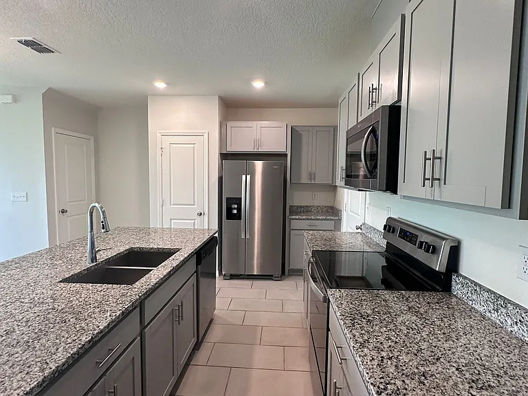 1548 Mirabella Cir — Photo 3