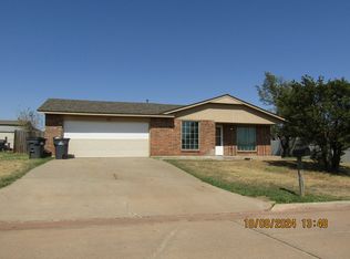 6203 SW Summit Ave, Lawton, OK 73505