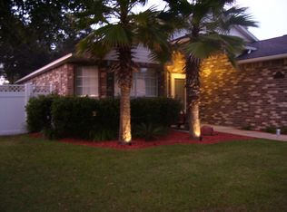 1426 John Steinbeck Dr, Niceville, FL 32578