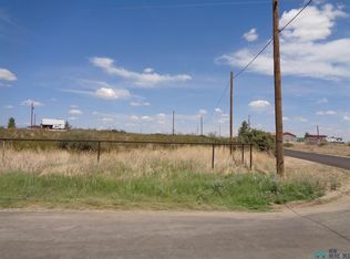 2 Acoma Rd, Carlsbad, NM 88220