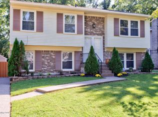 8712 Bristol Oaks Ct, Louisville, KY 40299
