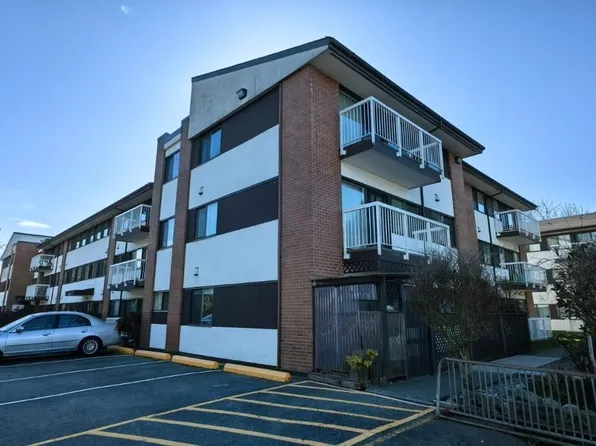 8080 Ryan Rd #301, Richmond, BC V7A 2E4